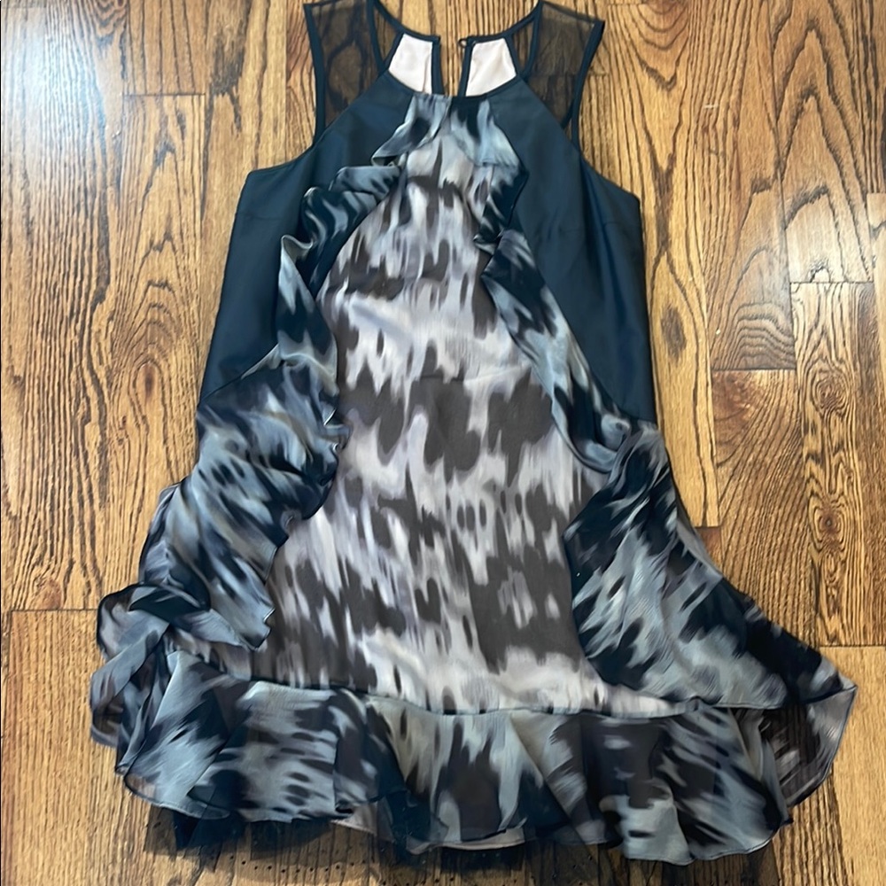Tracey Reese Chic Black and Gray Ruffled Dress size 6